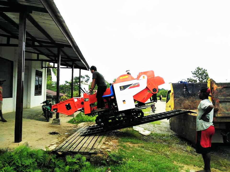 jasa kirim alat berat di makassar